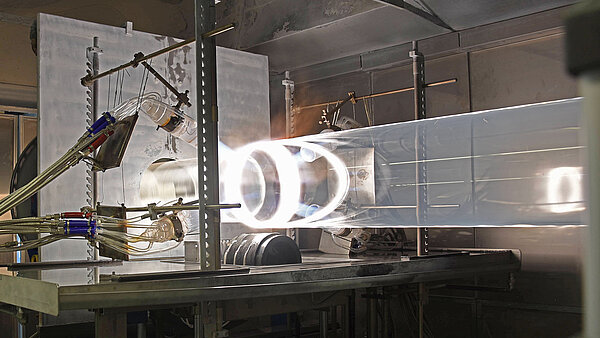 Resize-Zentrums für Quarzglasrohre Rohre bis 1.000mm Außendurchmesser